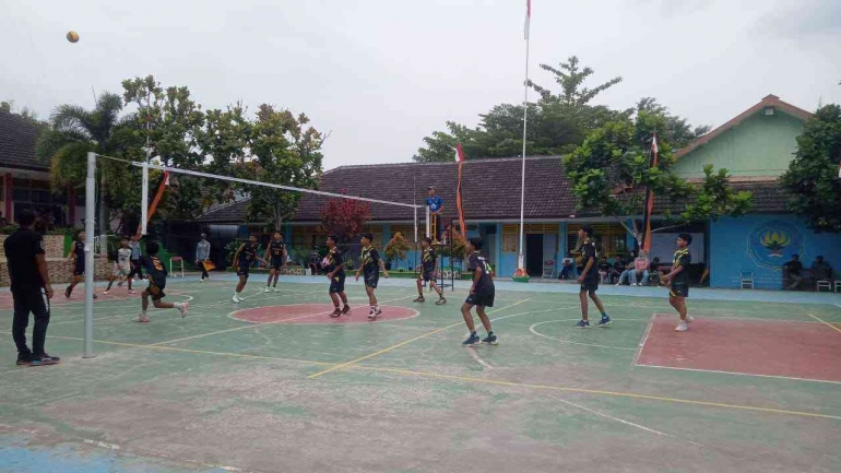 voly-putra-36-11zon-6976c35934777c376d27cbe4