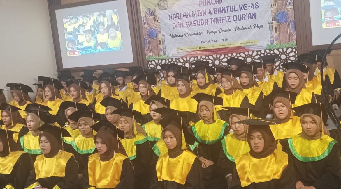 wisuda-putri